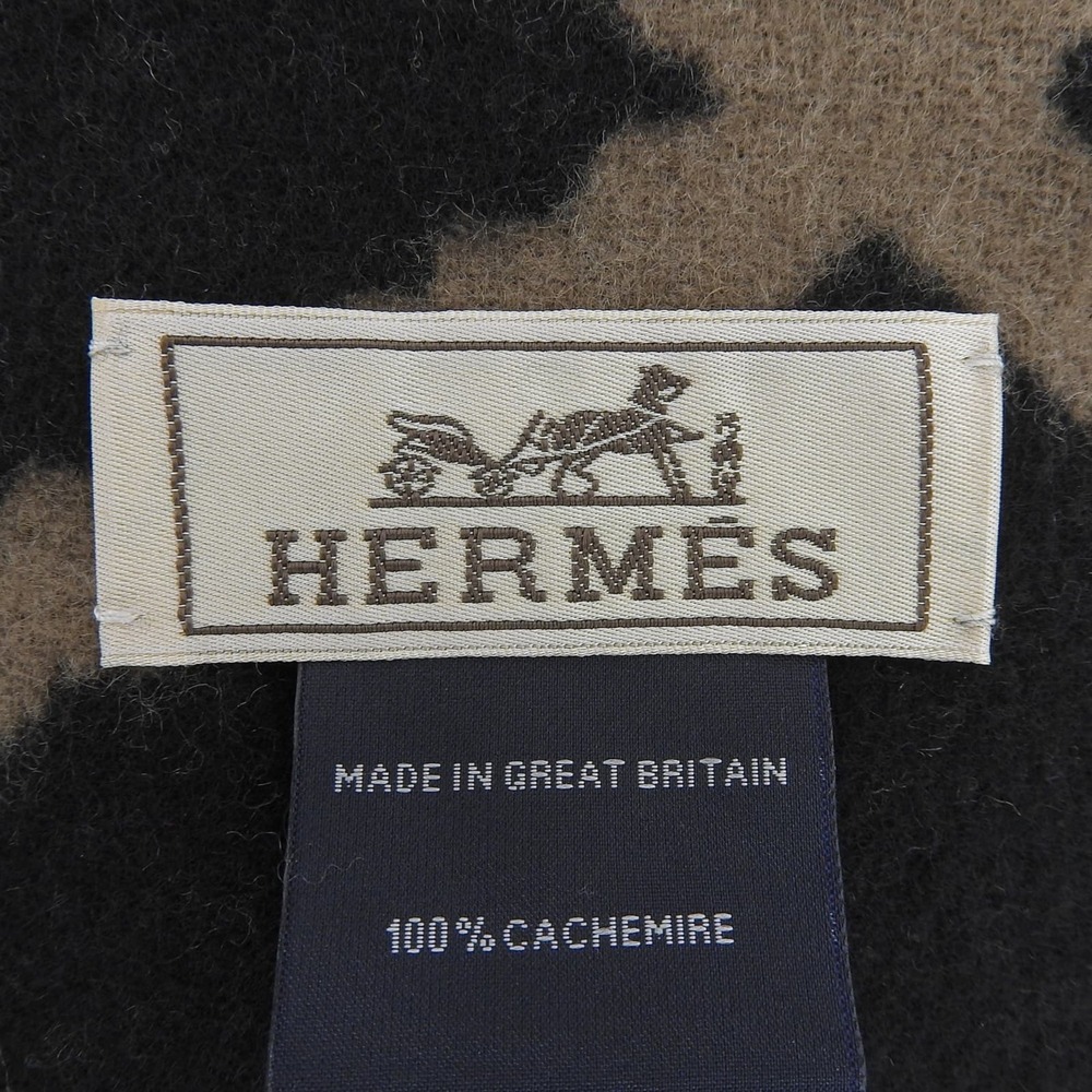 HERMES Authentic Black Scarf - Picture 7 of 8